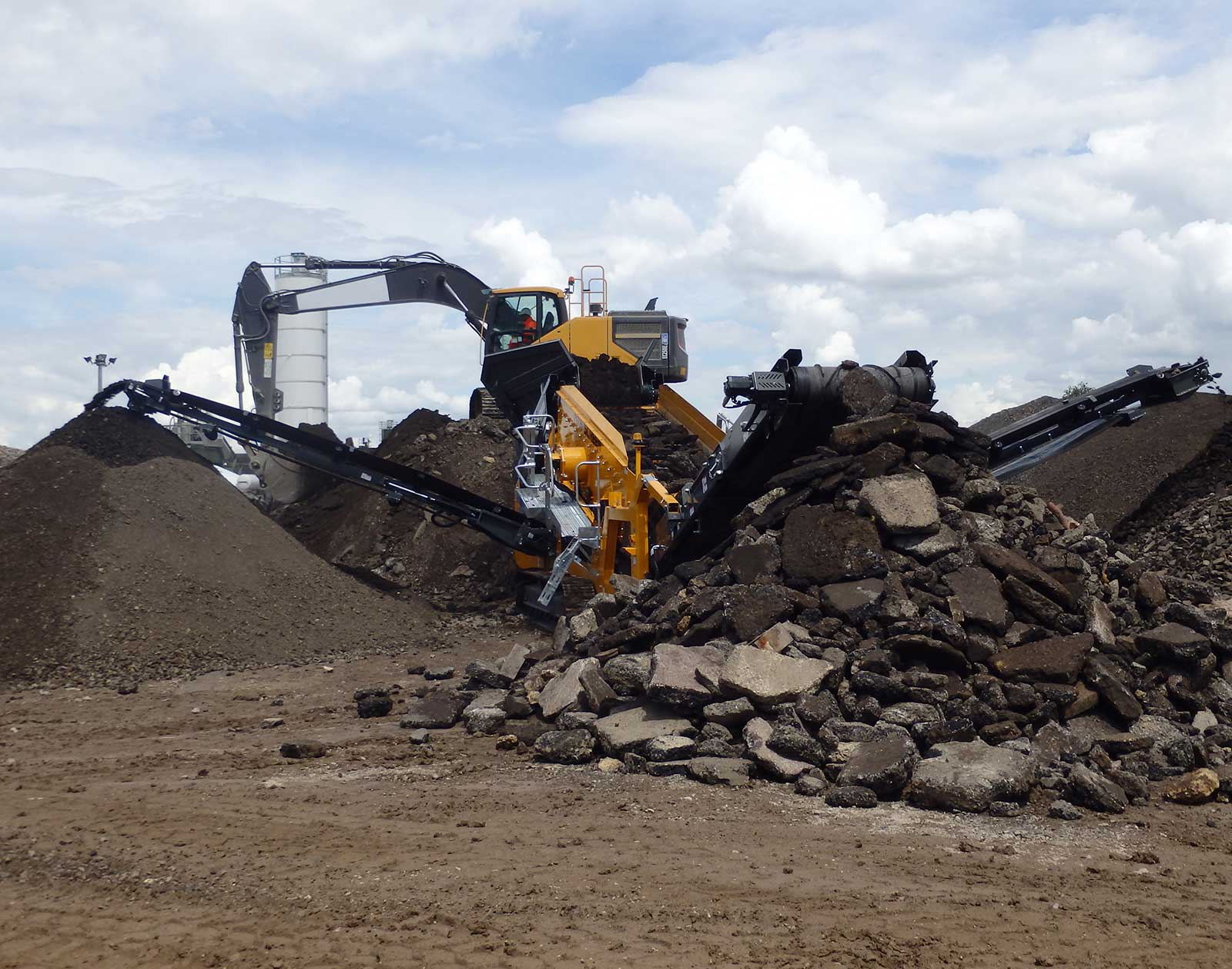 DF514-2 Anaconda DF514 Scalping Screen screening demolition waste