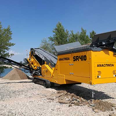 SR410 Working on aggregates in Czech