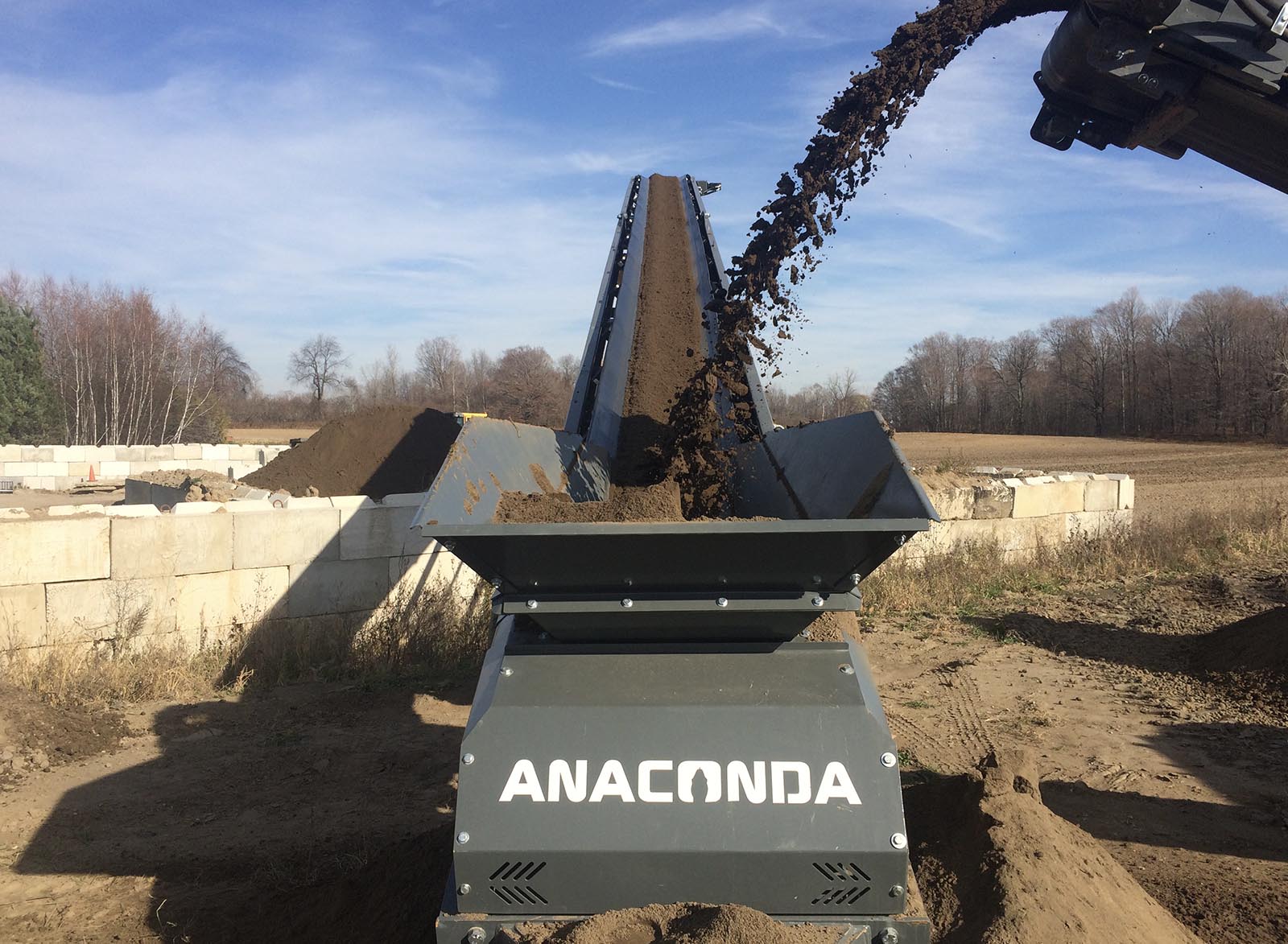 ST50(1) Anaconda ST50 Wheeled Conveyor