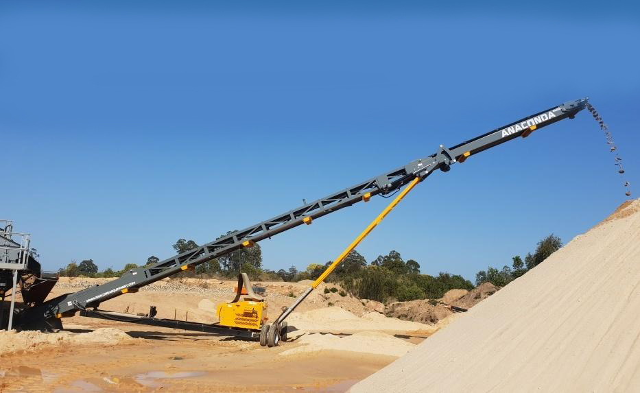 st80 self powered conveyor Anaconda ST80 Radial Conveyor Stockpiling Sand